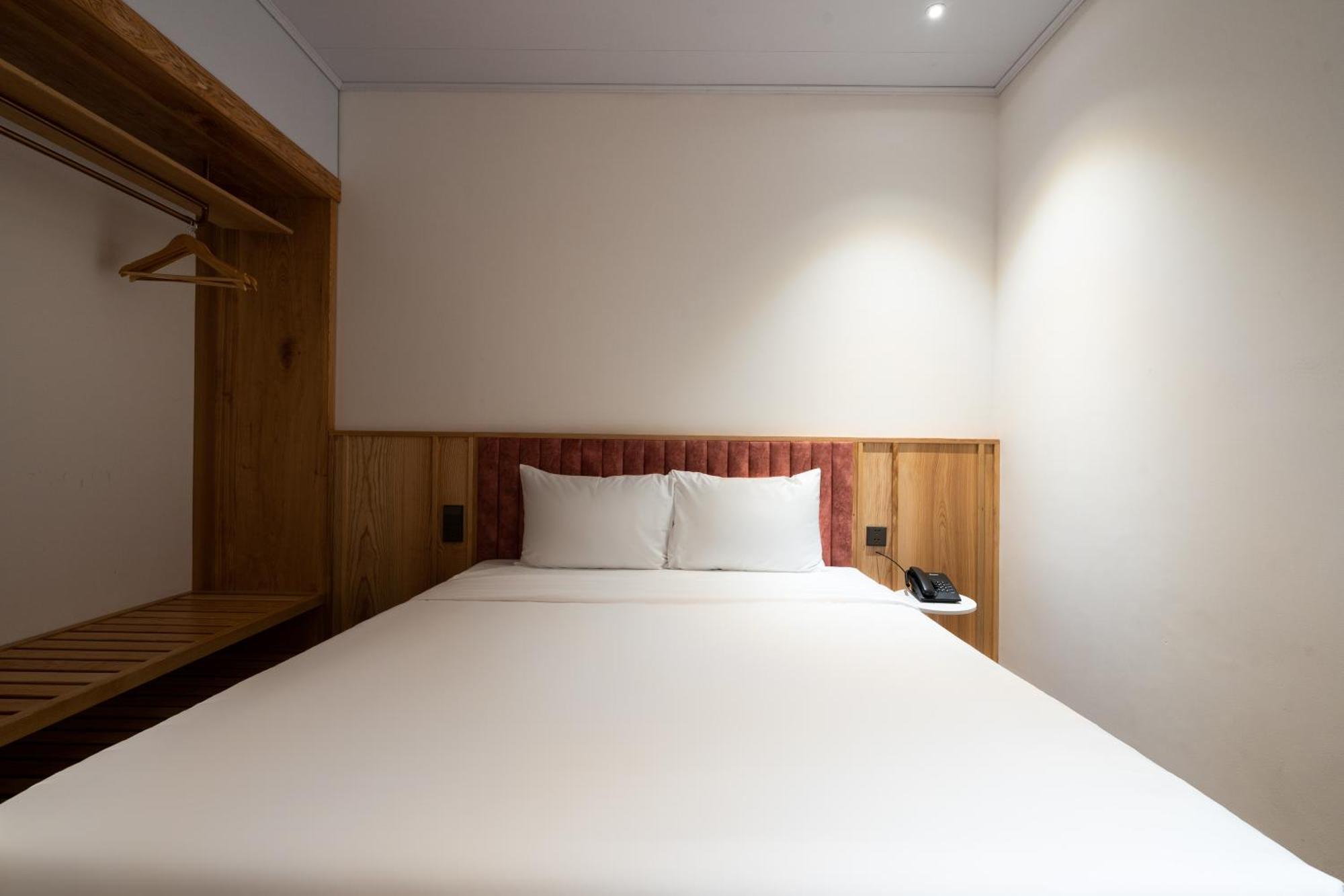 Haven Hut Riverside Hotel Ho Chi Minh City Bagian luar foto